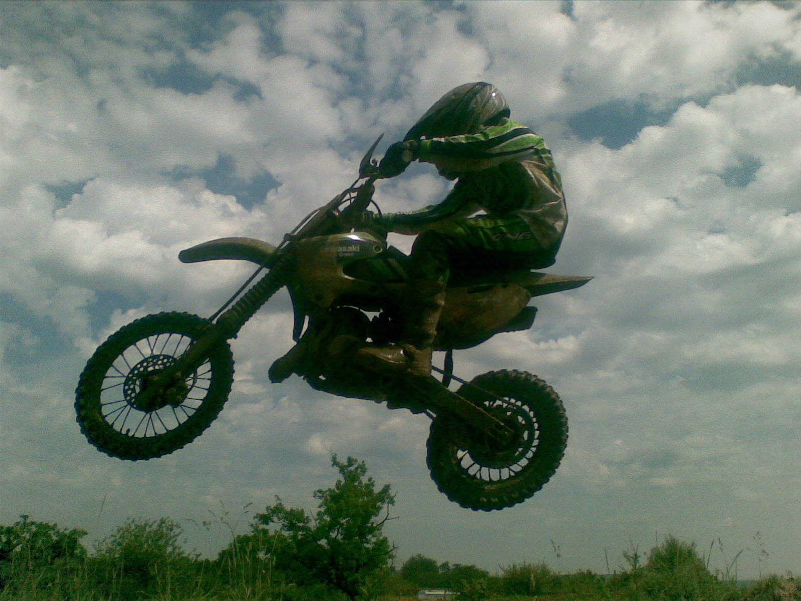 3098_2.jpg