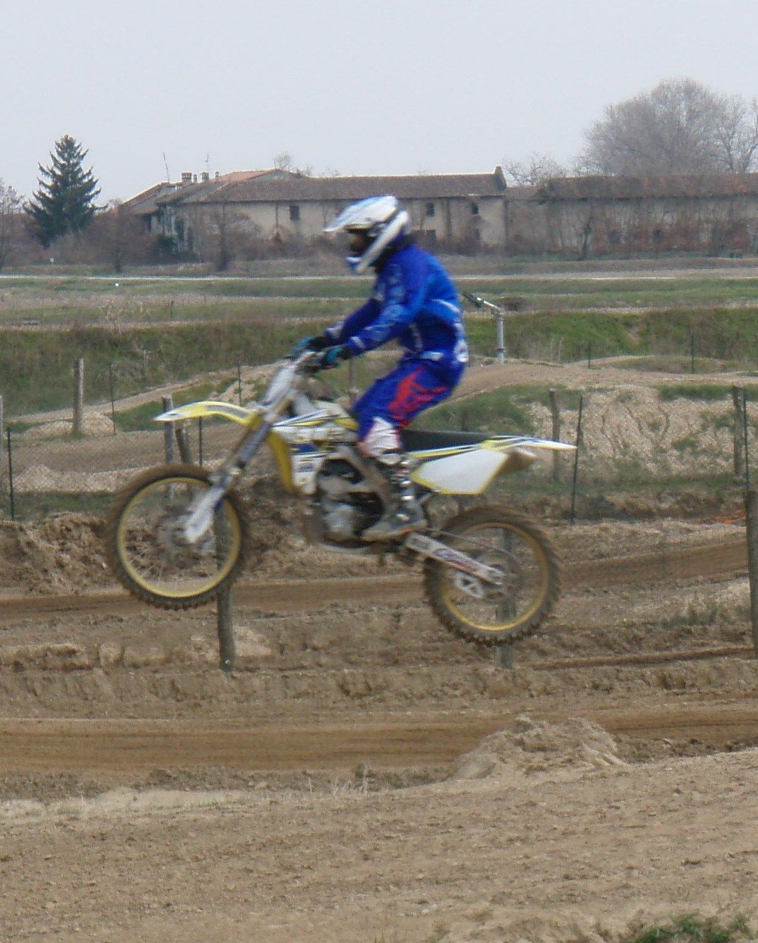 4425_2.jpg